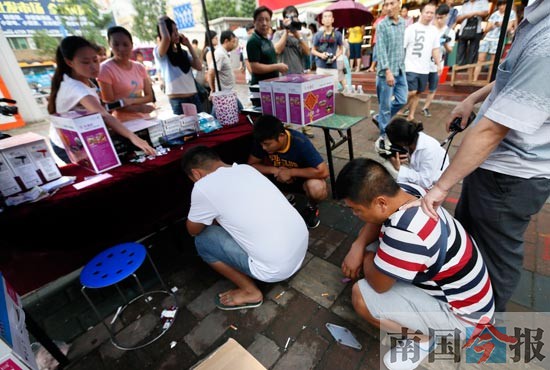 免费刮奖一刮就中 诈骗团伙翻倍强卖劣质奖品