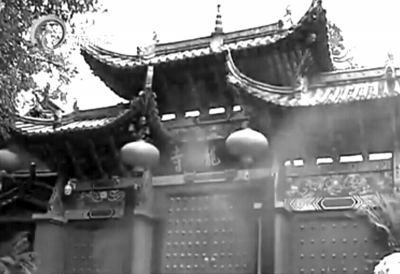 云南盘龙寺关门谢客称不满商业化 政府否认大