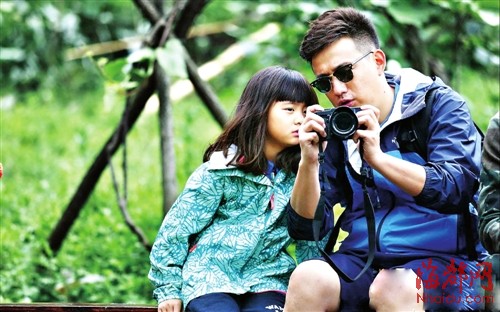 “暖爸”黄磊周末来榕|黄磊|节目_凤凰资讯