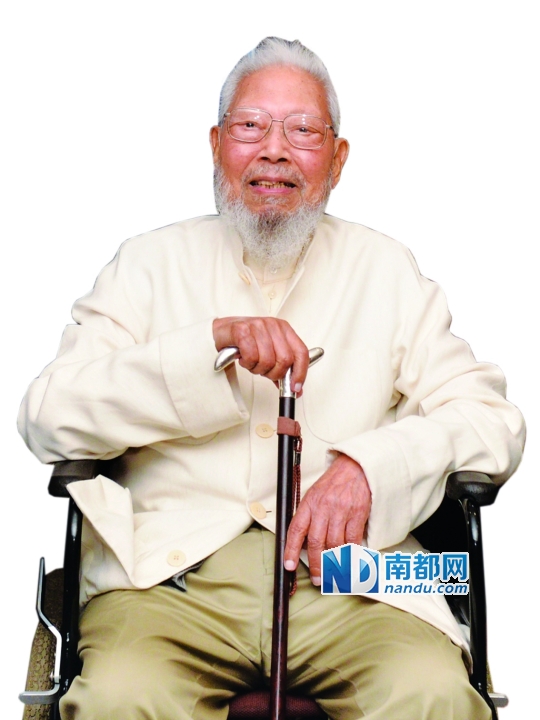 →何佐芝老爷子是“香港首富”何东爵士之子，香港商台的创办人。何氏家族是香港四大家族之一。