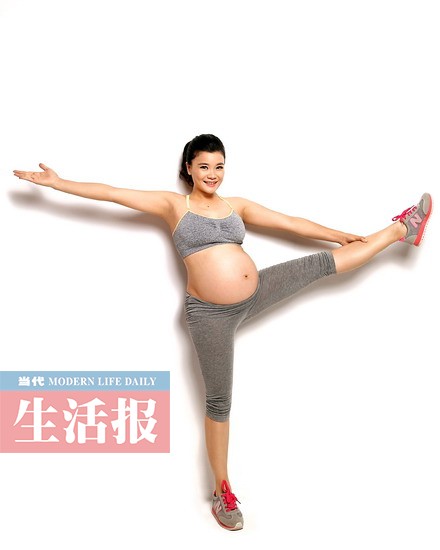 莫慧兰这POSE，一般孕妇可学不来