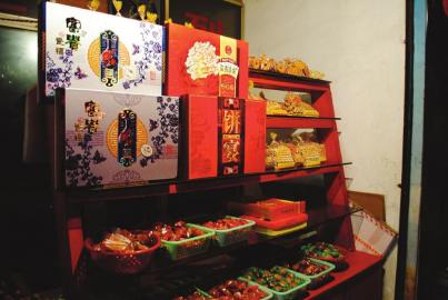 单位不发中秋福利 散装月饼卖断货|月饼|散装