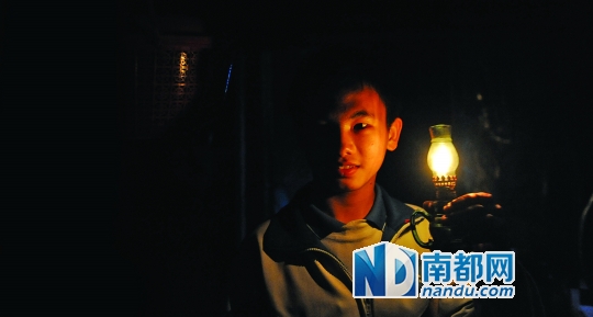 5 .2011年3月份，在马尾坑居住的阿忠，那时他正读初三。