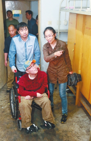 记者 赵腾飞 文 张琮 摄影 阅读提示|13日上午,洛阳师范学院物理与图片