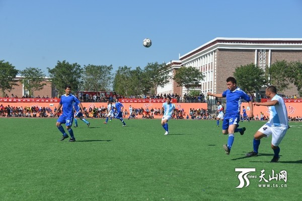 新疆霍城县第二届足球赛开幕(高清组图)|足球|足