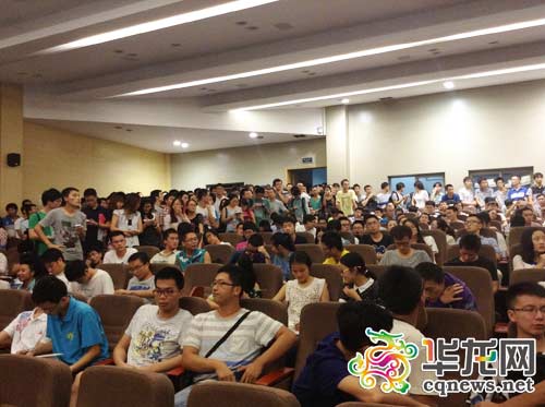 院士李培根重庆大学演讲 全程无人睡觉没有手