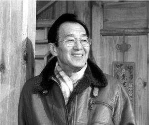 作家张贤亮昨日因病辞世