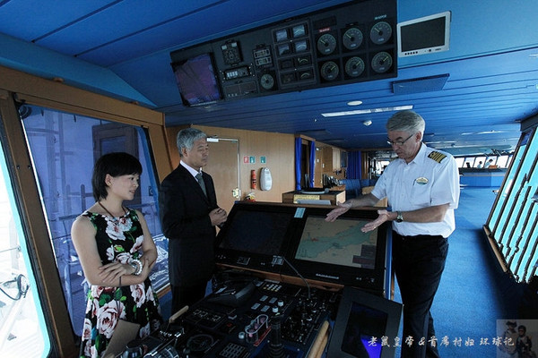 揭秘超级游轮驾驶舱(游轮行连载2) 揭秘超级游轮驾驶舱(游轮行连载2)