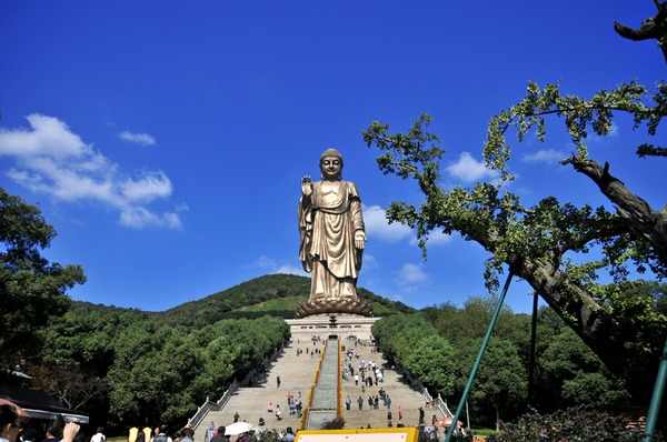 无锡灵山胜境不仅是5a级景区,还是中国佛教圣地.
