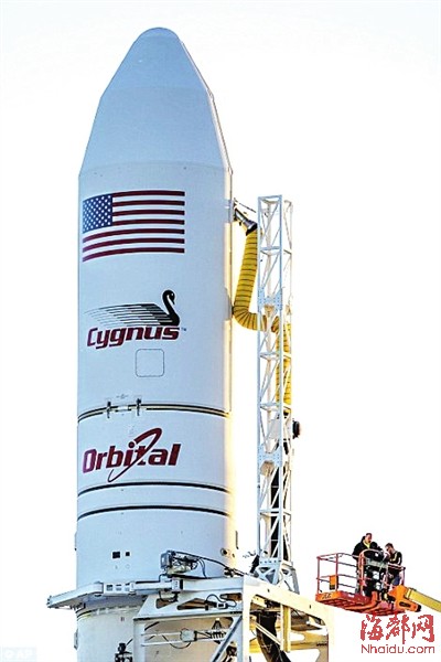 “安塔瑞斯”火箭是轨道科学公司自己研发的运载火箭，最大载荷6吨多