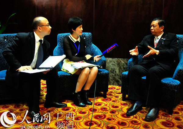 缅甸卫生部副部长吴温明接受人民网专访