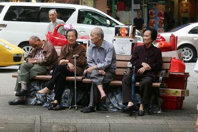 香港人口老化问题_香港人口老化问题严重过欧美日(3)