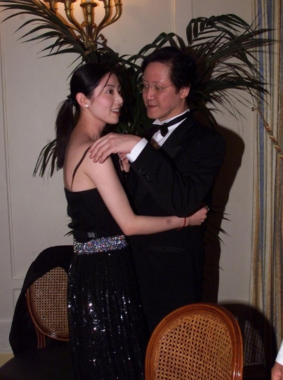 向华胜与张玉珊 图片来源:香港媒体