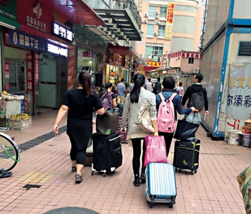 香港明星收入榜_居民收入_香港水客收入(2)