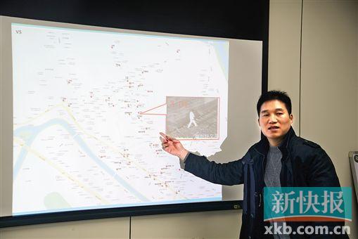 ■林景在进行案件分析。通讯员供图