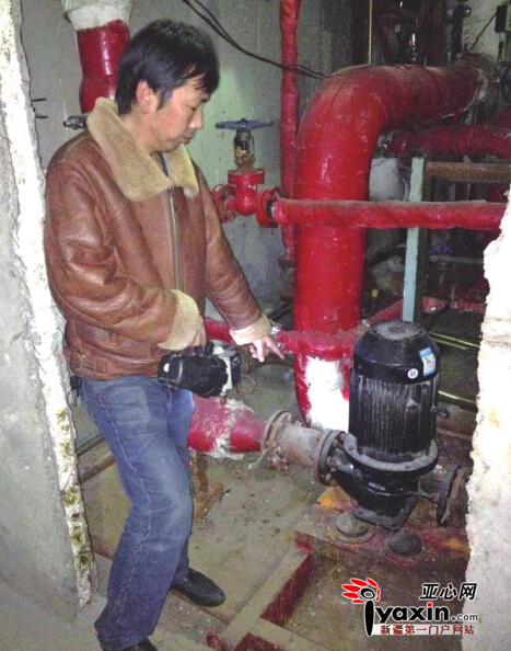 乌市市民反映小区地下室的供热泵太吵|小区|物