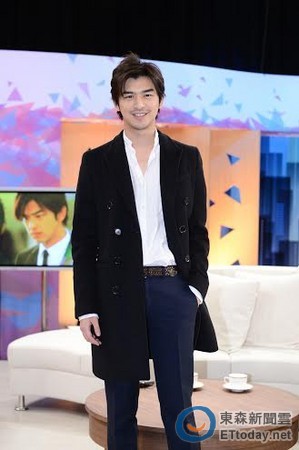 ▲陈柏霖上台湾八大电视台的《新闻会客室》