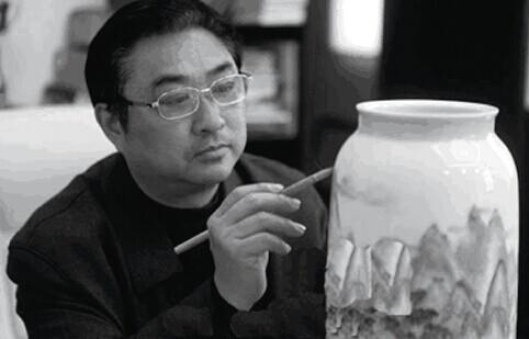 　　景德镇陶瓷学院原党委书记冯林华