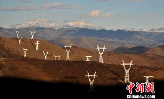 四川电网去年完成投资264亿元 甘孜藏区告别