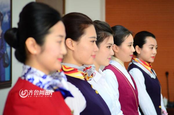 揭秘<em>青岛航空空姐</em>选拔过程|<em>招聘</em>|<em>航空</em>_凤凰财经