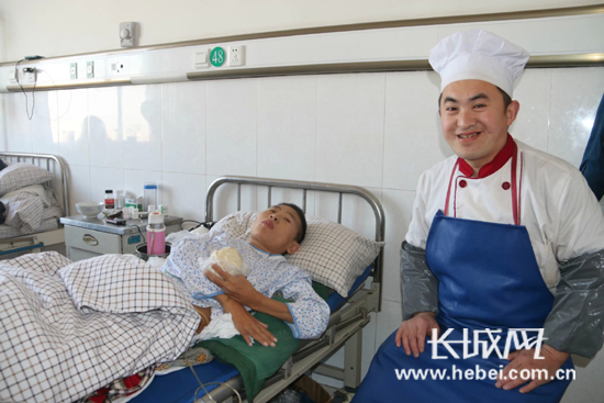 结婚半年妻子患上尿毒症 医院尽力帮夫妻度难