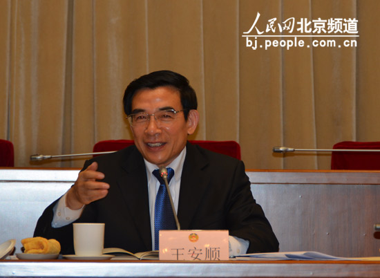 王安顺:北京人口调控是要控制低端产业人口|委