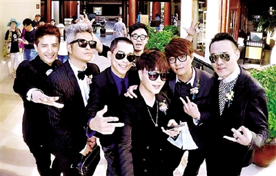 07级最年轻快男王栎鑫结婚