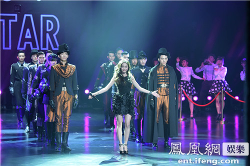 好声音美女献声《中国好男儿》 为选秀新人助