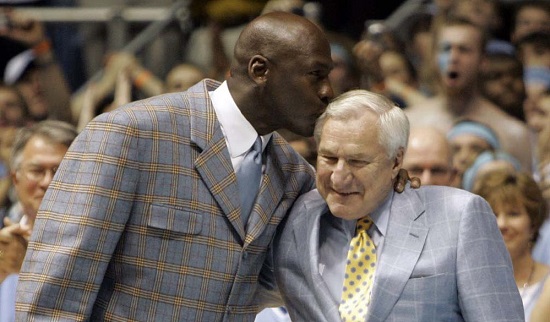 迈克尔·乔丹和迪恩·史密斯（资料图）