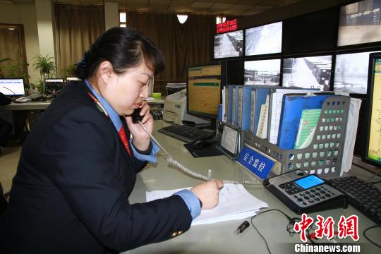 西安西站神经中枢上的杨门女将(图)|列车|作