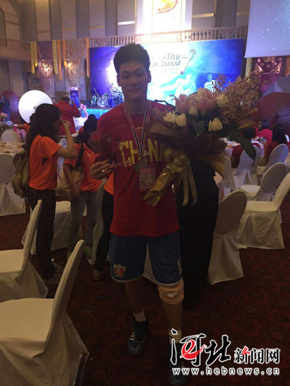 运动员张宁获得本届亚洲中学生篮球锦标赛最有价值球员MVP。