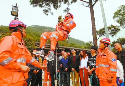 图片新闻|山地|救援