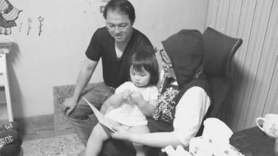 癌症晚期母亲留17张未来贺卡陪伴女儿|宝宝|妈妈