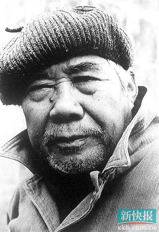 王憨山(1924—2000)    1943年考入南京美术专科学校,师从高希舜;1946年入读杭州国立艺专,师从潘天寿。