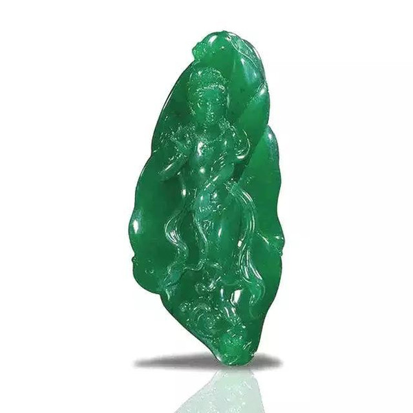 　　9.蝶舞观音 翡翠