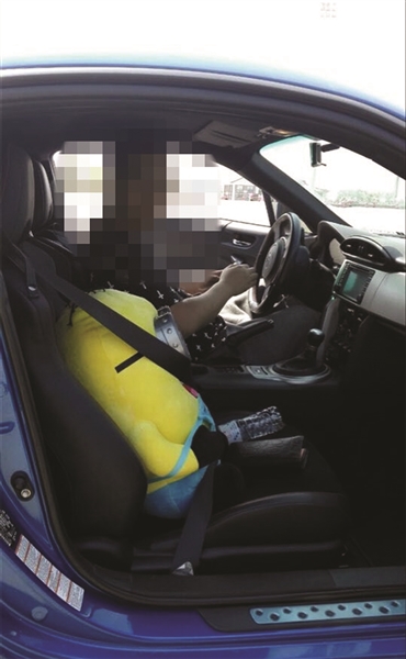 坐副驾驶要系安全带吗 5e38dc24-6765-4130-ae9c-55b70784ef09_size118_w370_h600.jpg