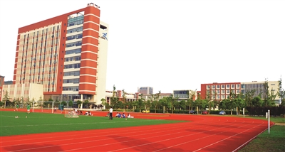 苏州工业园区工业技术学校: 构建六大平台, 让每