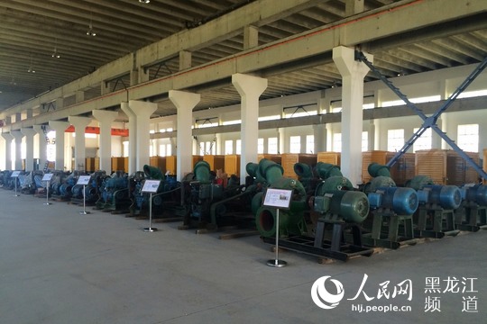 哈尔滨市防汛抗旱物资储备中心重型仓库。邹慧 摄