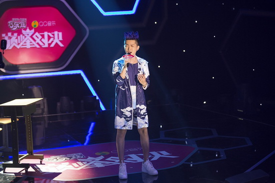 歌浴森巅峰对决挺进三甲 歌迷赞无冕之王|金