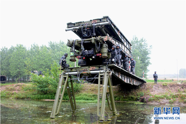 工程兵学院先锋2015综合演练亮实招