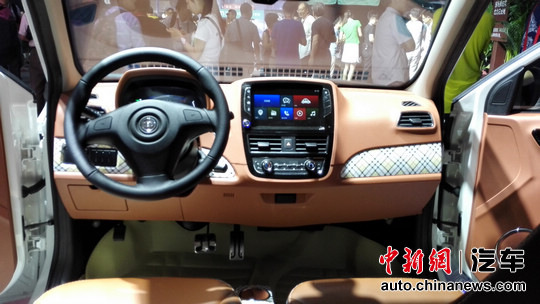 知豆D2纯电动车上市 补贴后售价4.35 4.98万元