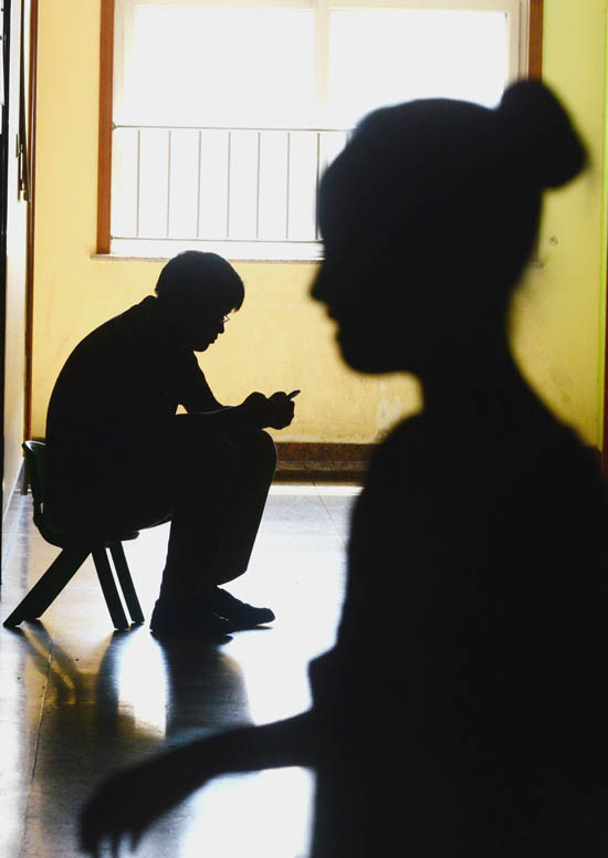 家长与班主任争辩:孩子首先是谁的|家长|幼儿园_凤凰教育