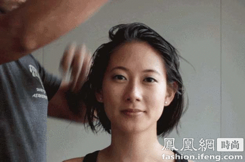 不想<em>头发</em>扁<em>塌塌</em> 5步打造丰盈造型_凤凰时尚