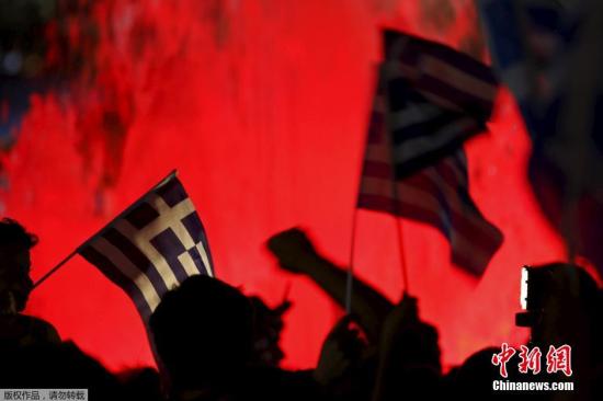 希腊债务危机:国际债权人促希腊拿出新方案(图