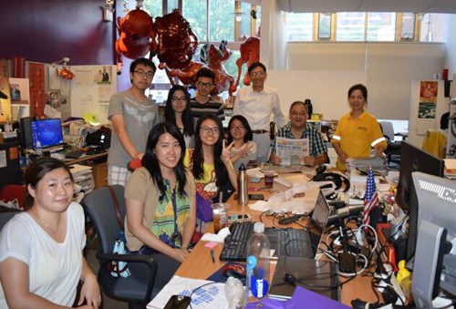 纽约华裔青少年重返华埠做暑期工 服务小区有