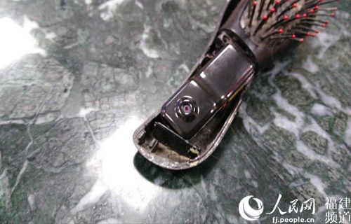 梳子被改装成偷拍神器 福州男子欲偷窥女孩洗