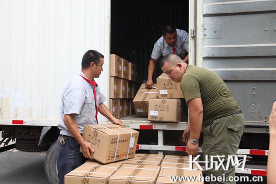 价值250万元药品运往天津 河北省红十字会接收