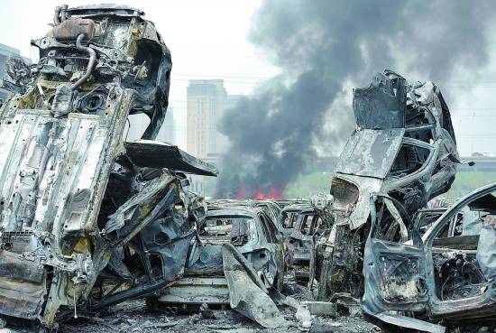 天津港8·12特大爆炸事故死亡人数升至104