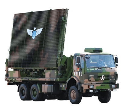 方队中受阅的305a雷达和305b雷达,由中国自主研发,具有高机动,高性能