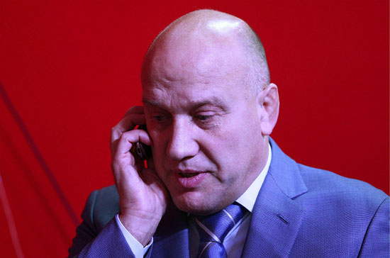 俄媒:俄罗斯摔跤协会主席遭美国拒签 或因政治